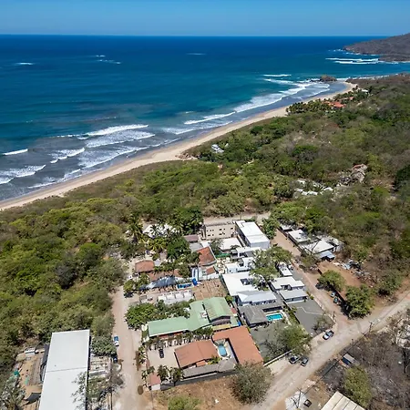 Bp Surf Hotel