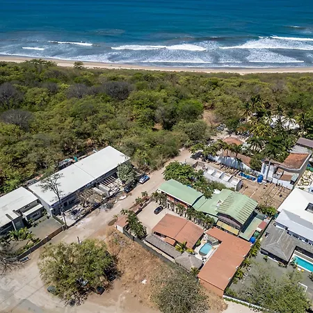 Bp Surf Hotel